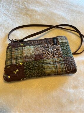 Donna Sharp Lafayette Earthy Patchwork Crossbody Quilted Bag